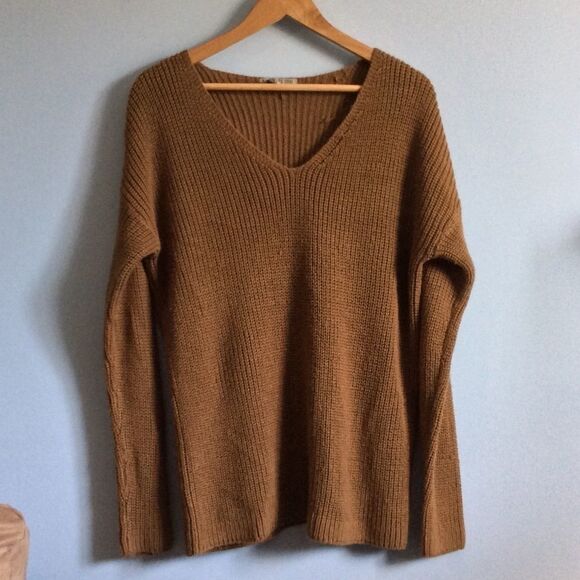 Layers To Love Knitted Sweater - Picture 12 of 13